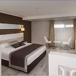 Nisanca Simge Suit Otel
